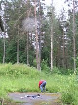 Mounting of vertical antenna for 40m